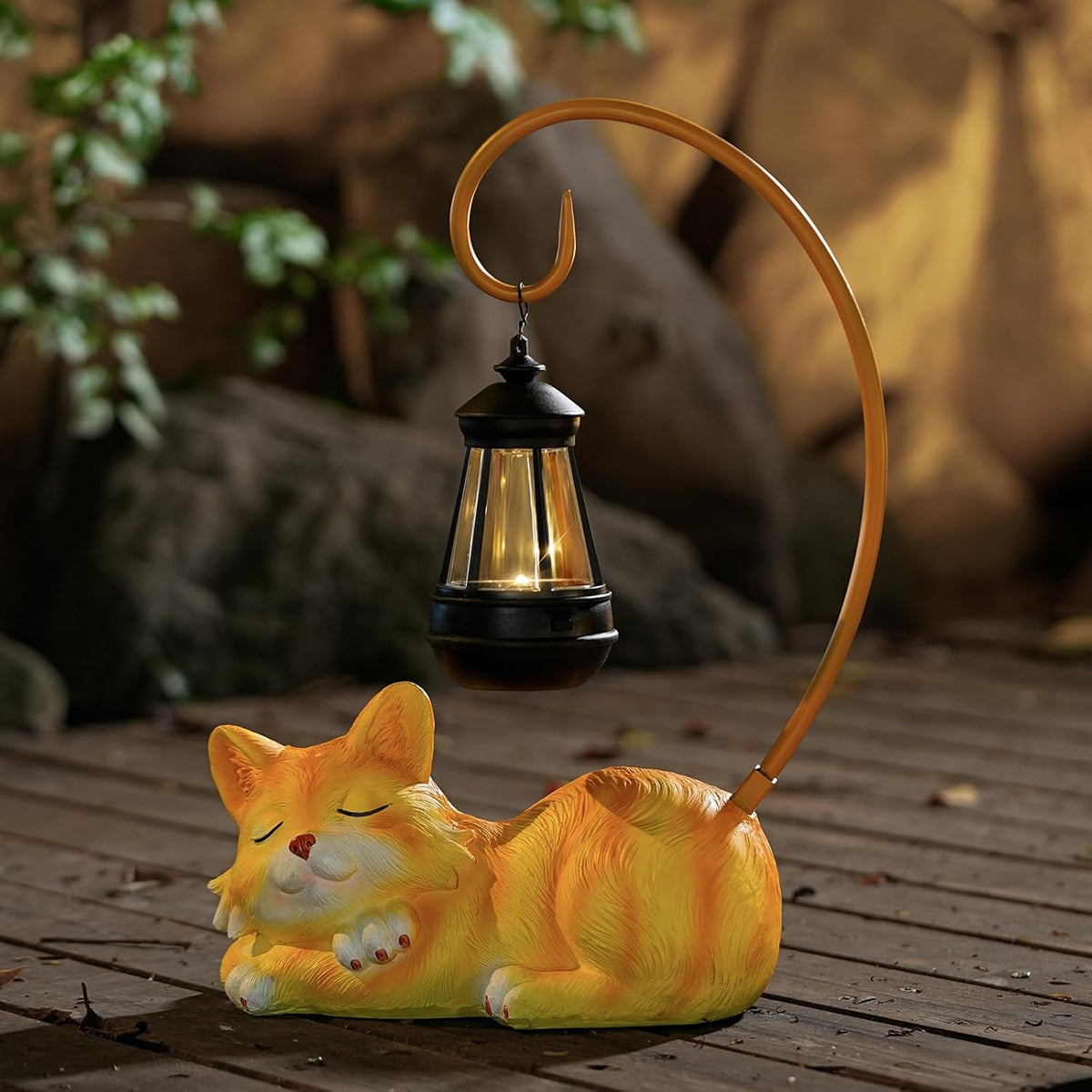 Outdoor Cat Figurine Garden Statue with Solar-Powered LED Light 13.77 Inches Tall Gift Garden