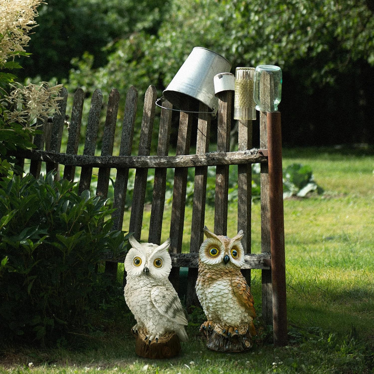 Solar Owl Garden Statues Outdoor Decor Resin Owl Figurine with LED Lights Owl Sculpture for Porch