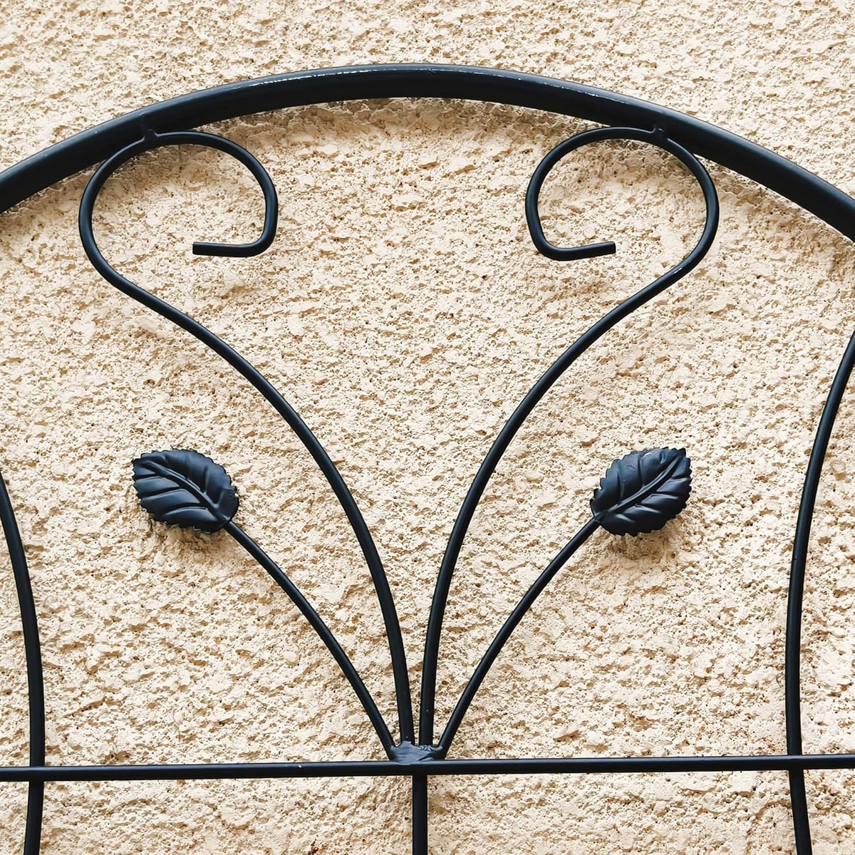 Garden Trellises, 2 Pack Black Metal Coated Rustproof Trellis for Climbing Plants Outdoor, Roses