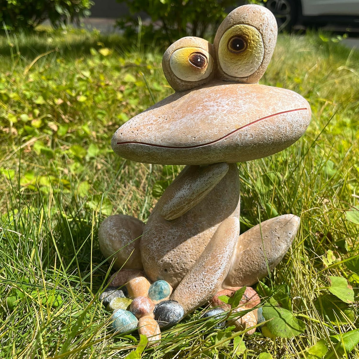 Funny Frog Garden Statues Animal Shapes Indoor and Outdoor Art Decorations Frog Decorations Gardens