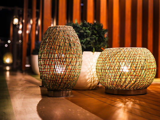 Solar Hanging Lantern Buying Guide: Glass Styles for Evening Ambience