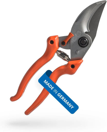 Original LÖWE 9 Bypass Pruning Shears 9.104 with Adjustable Grip Width - Sharp Carbon Steel Blades
