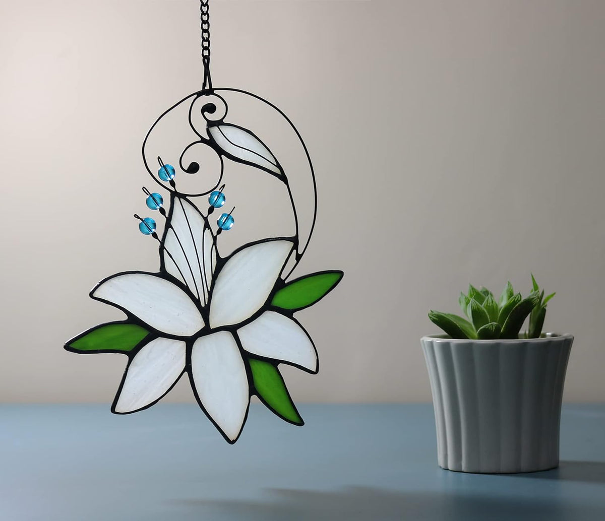 Women Birthday White Lily Flower Gift for Her, Floral Gift Stained Glass Window Hangings Suncatcher