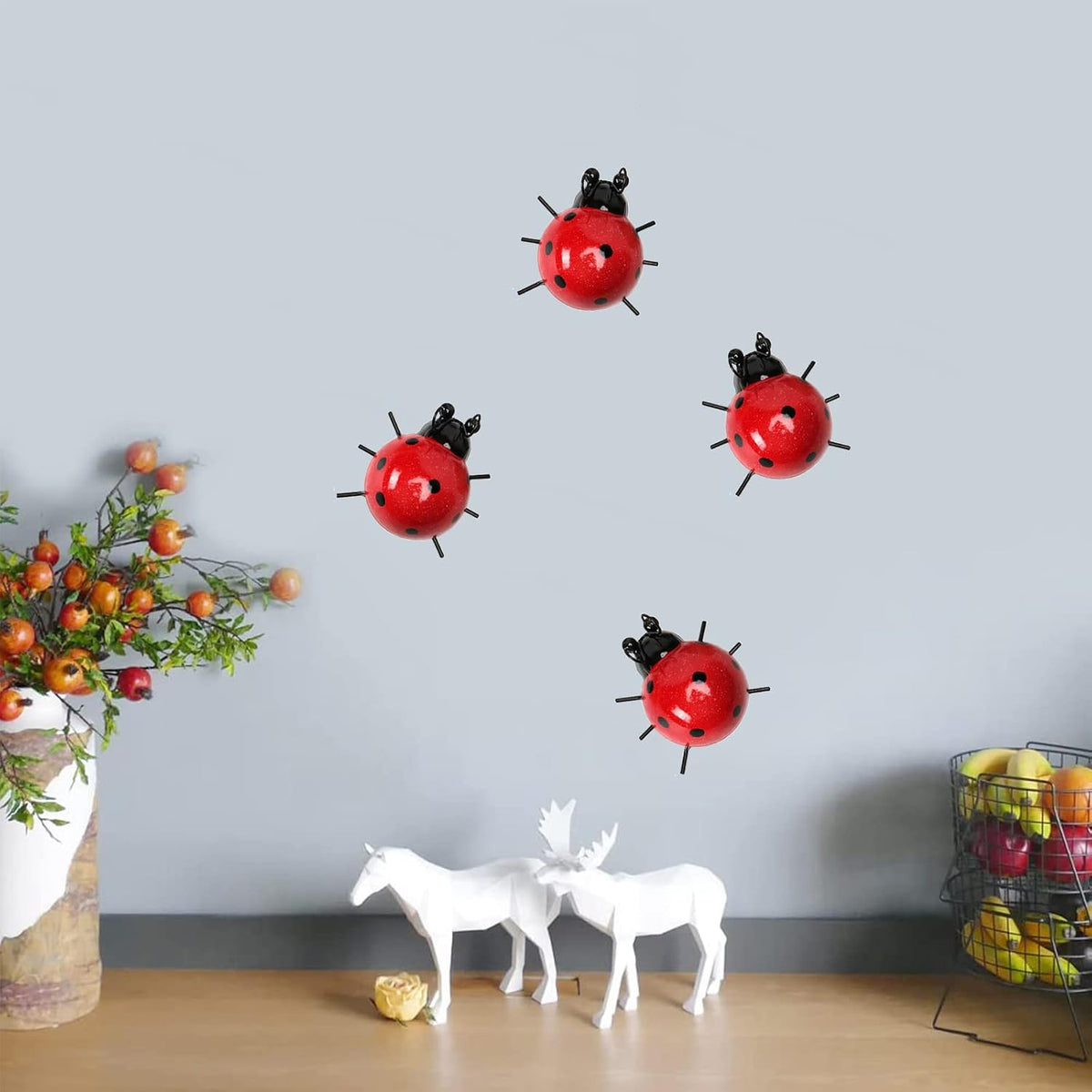 Metal Garden Decor for Outside Cute Ladybugs Yard Art Lawn Ornaments Wall Sculptures & Statues