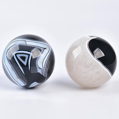 JIC Gem Natural Black Onyx Agate Crystal Ball Round Healing Crystals Decorative Sphere with Wooden