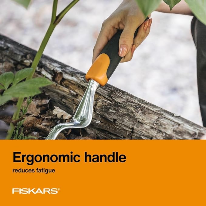 Fiskars Ergo Weeder Tool for Weeding, Heavy Duty Gardening Hand Tool with Ergonomic Handle and