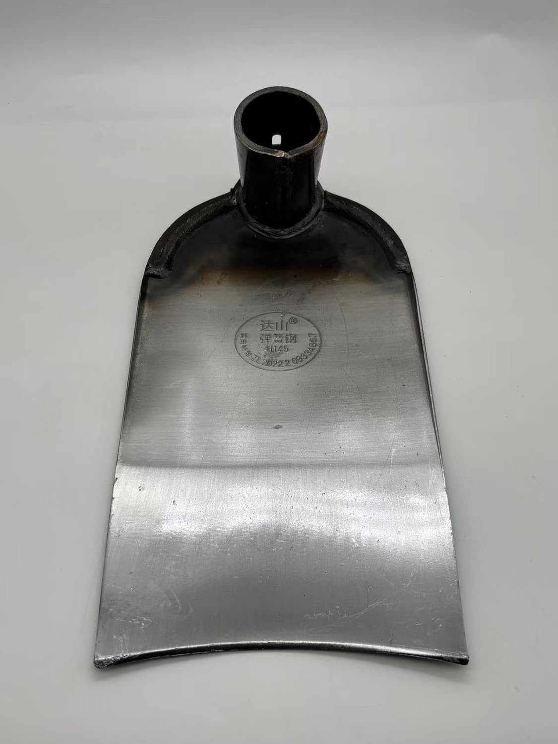 Garden Hoe,Heavy Duty Gardening Hoe,Sharp Edged Hoe，Cultivating,Digging,Loosen Soil, Trenching