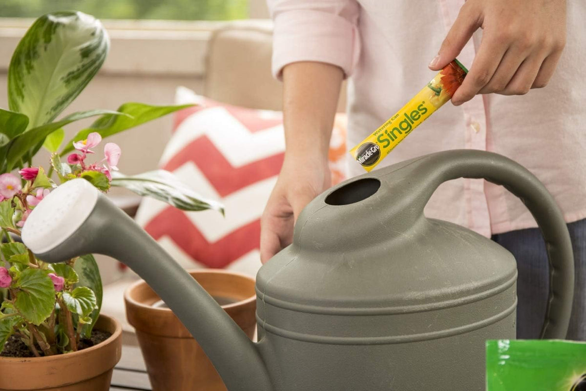 Miracle-Gro Watering Can Singles All Purpose Water Soluble Plant Food, 2 Pack