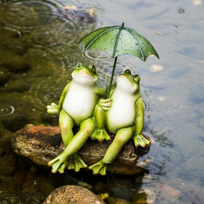 Couple Frogs Outdoor Statue - Frogs Decor Resin Happy Couple Hold an Umbrella Garden Statue Frog