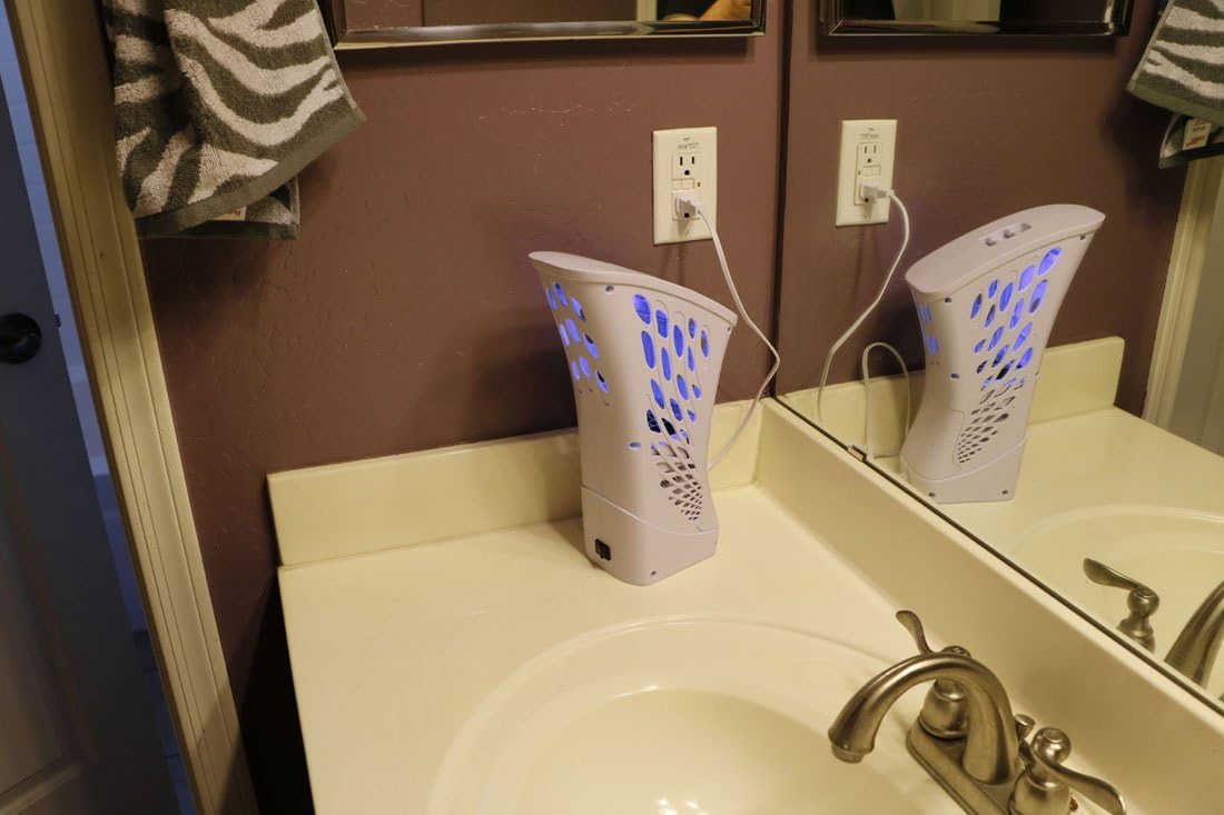Cleanrth XVAC500 X-Vactor Insect Bug Zapper and Fly Vacuum Trap All-in-One