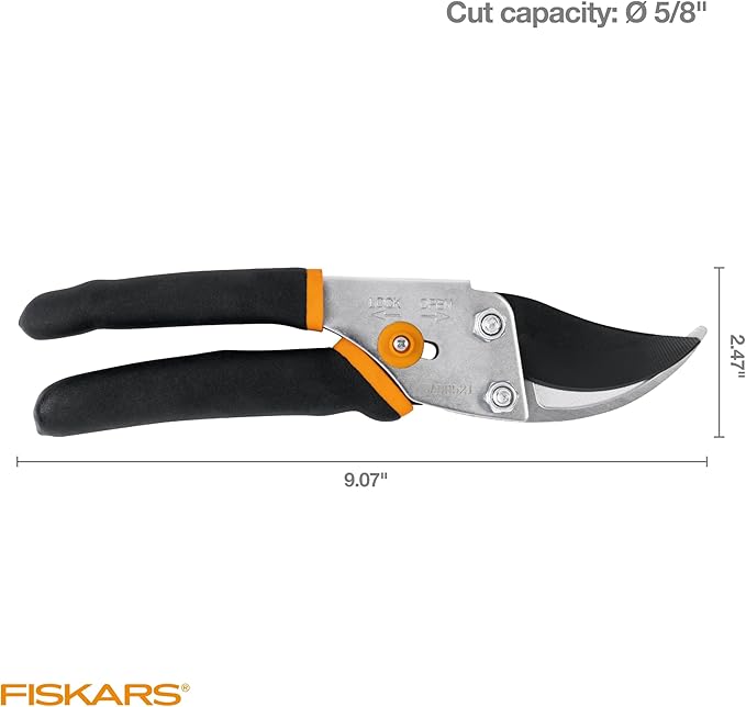 Fiskars Bypass Pruning Shears, 5/8-Inch Cut Capacity Garden Clippers, Gardening Scissors with