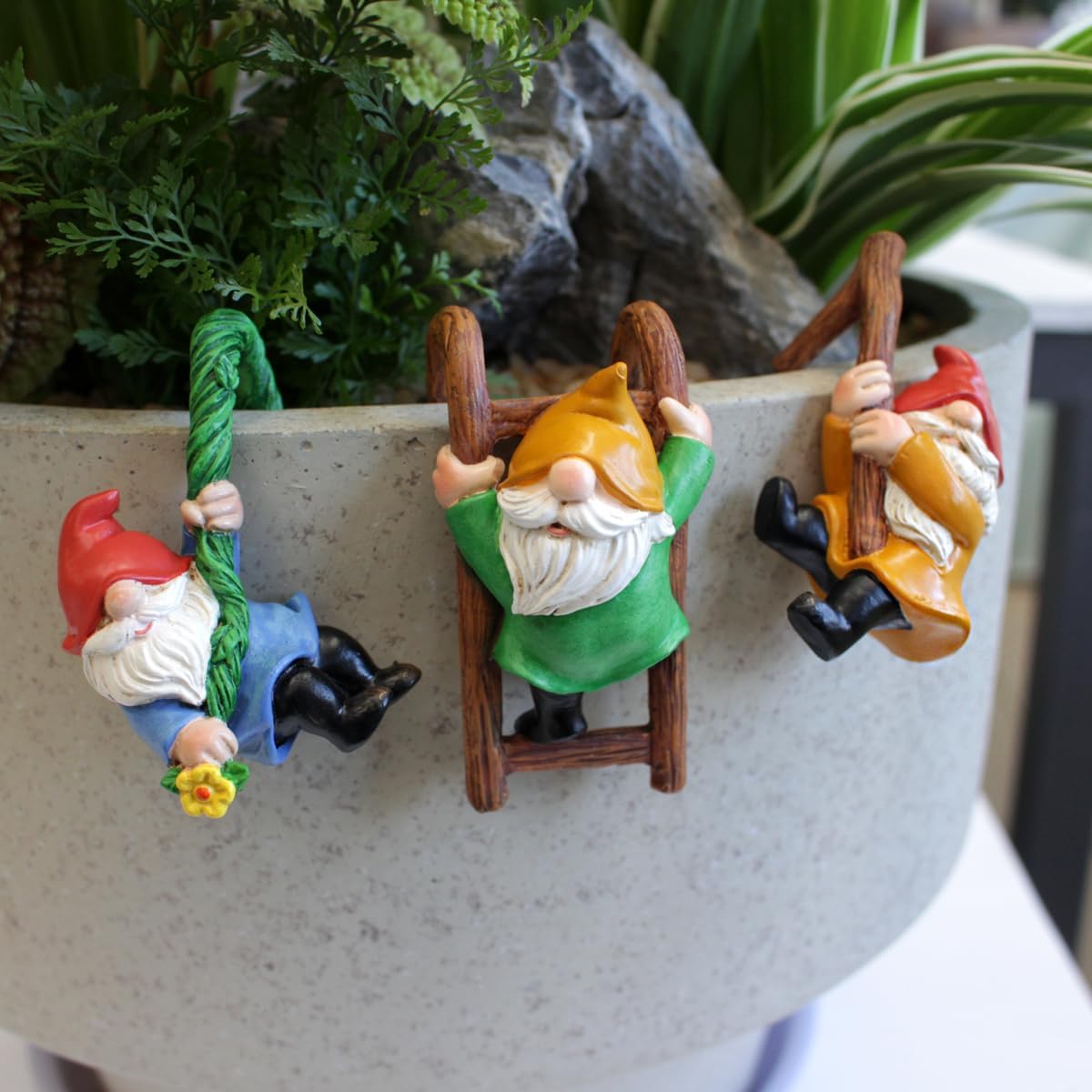 3 PCS Garden Gnomes Decor,Outdoor Garden Gnomes Crafts, Resin Statue,Flower Pot Landscape Dwarf for