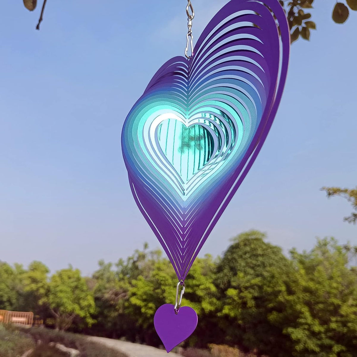 DJUAN Wind Spinner Purple-Green Gradient Love Heart 3D Metal Hanging Wind Spinners Worth Gift