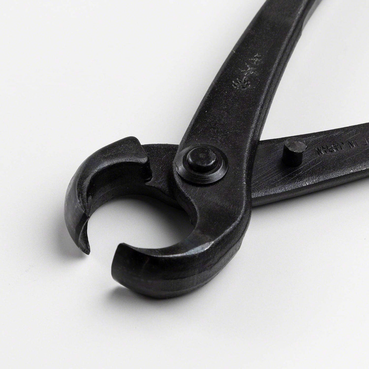 Wazakura Hand Forged Knob Bonsai Cutter Made in Japan 8-1/4 inch (210mm), Japanese Gardening Tools