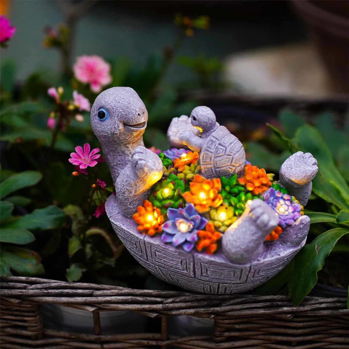 Solar Turtle Figurines Garden Decor, Cute Turtle Statue with Baby with 8 LED Solar Lights Garden