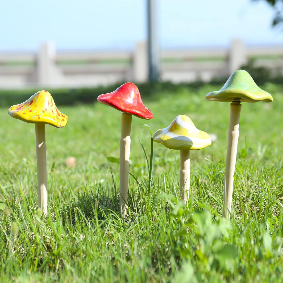 Ceramic Mushroom Garden Decor - 4pcs Ceramic Mushrooms for Garden, Mushroom Statue Decor, Fairy
