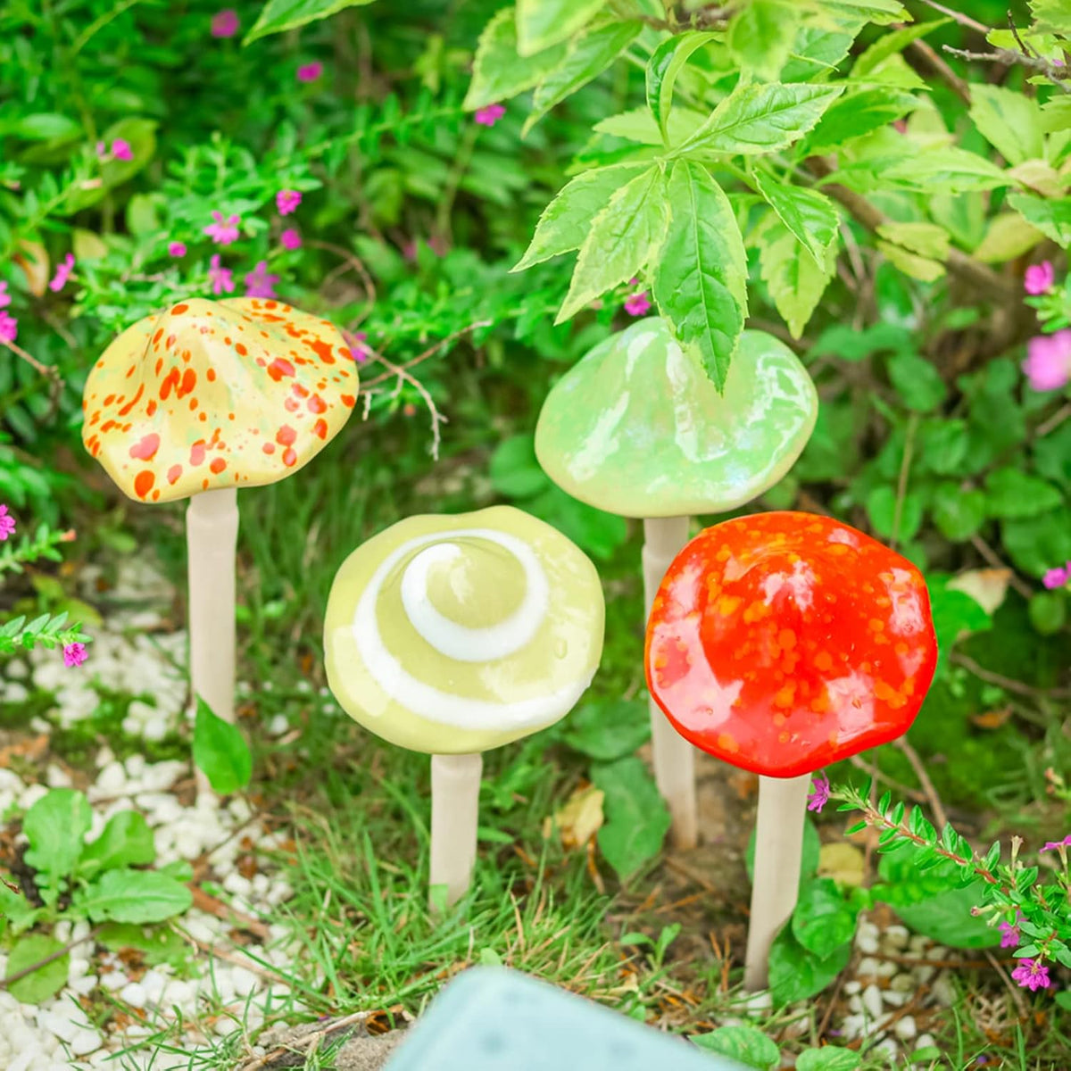Ceramic Mushroom Garden Decor - 4pcs Ceramic Mushrooms for Garden, Mushroom Statue Decor, Fairy