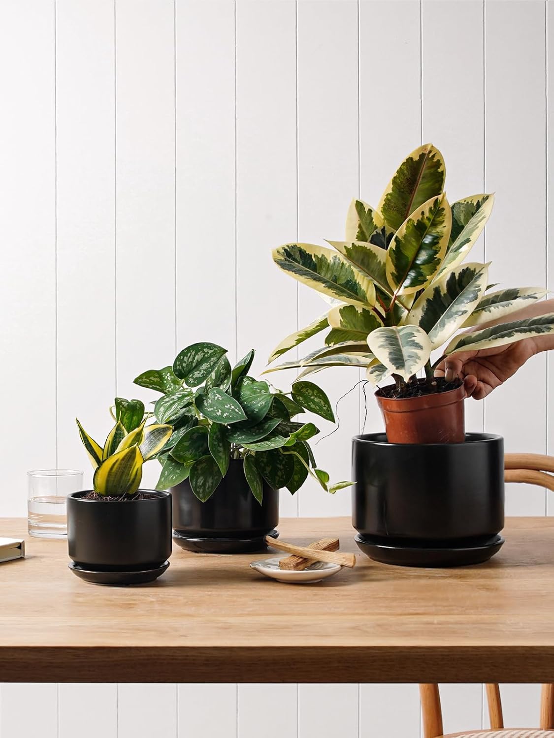 LE TAUCI Ceramic Plant Pots, 4.3+5.3+6.8 inch, Set of 3, Planters with Drainage Hole and Saucer