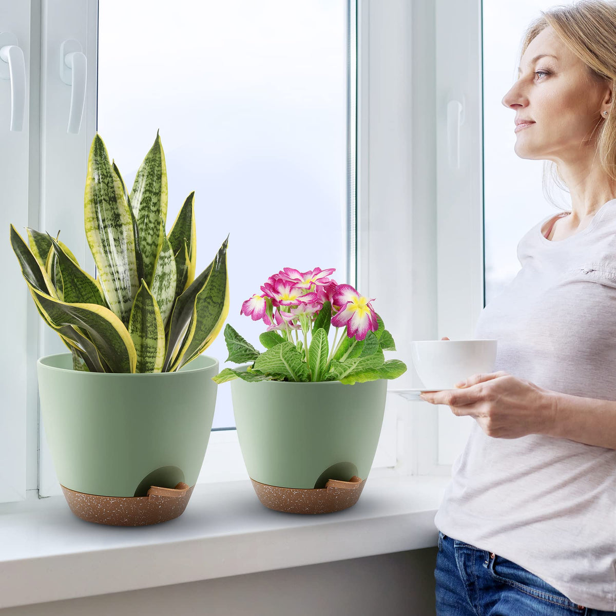 QRRICA Plant Pots 10/9/8/7.5/7 Inch Self Watering Pots, Set of 5 Plastic Planters with Drainage