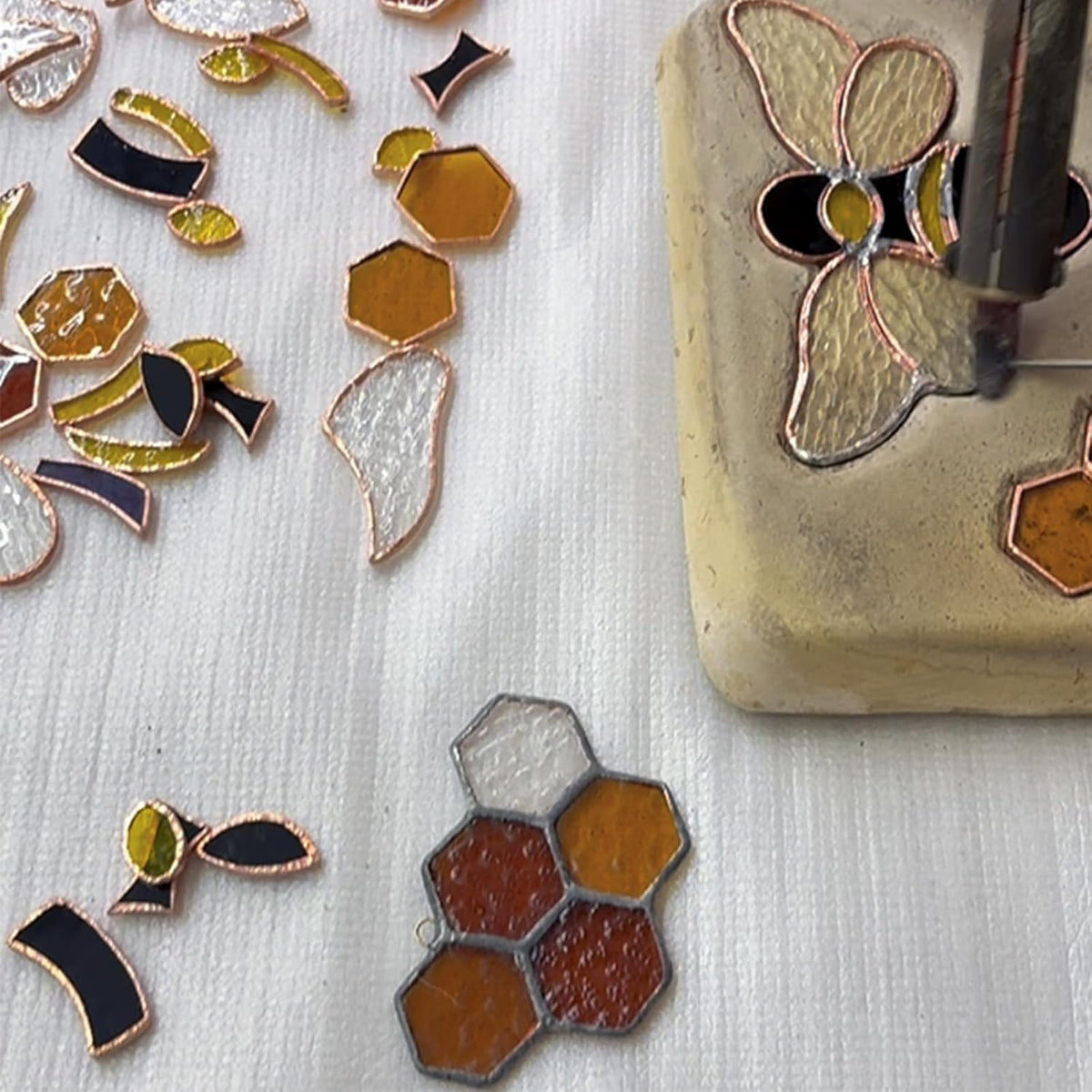 Handmade Honeybee Honeycomb Suncatcher Stained Glass Window Hangings Ornament Real Sun Catchers