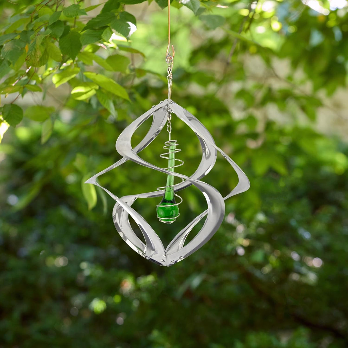 Red Carpet Studios The Original Helix Cosmix Wind Spinner Indoor/Outdoor 3-Dimensonal Garden Décor