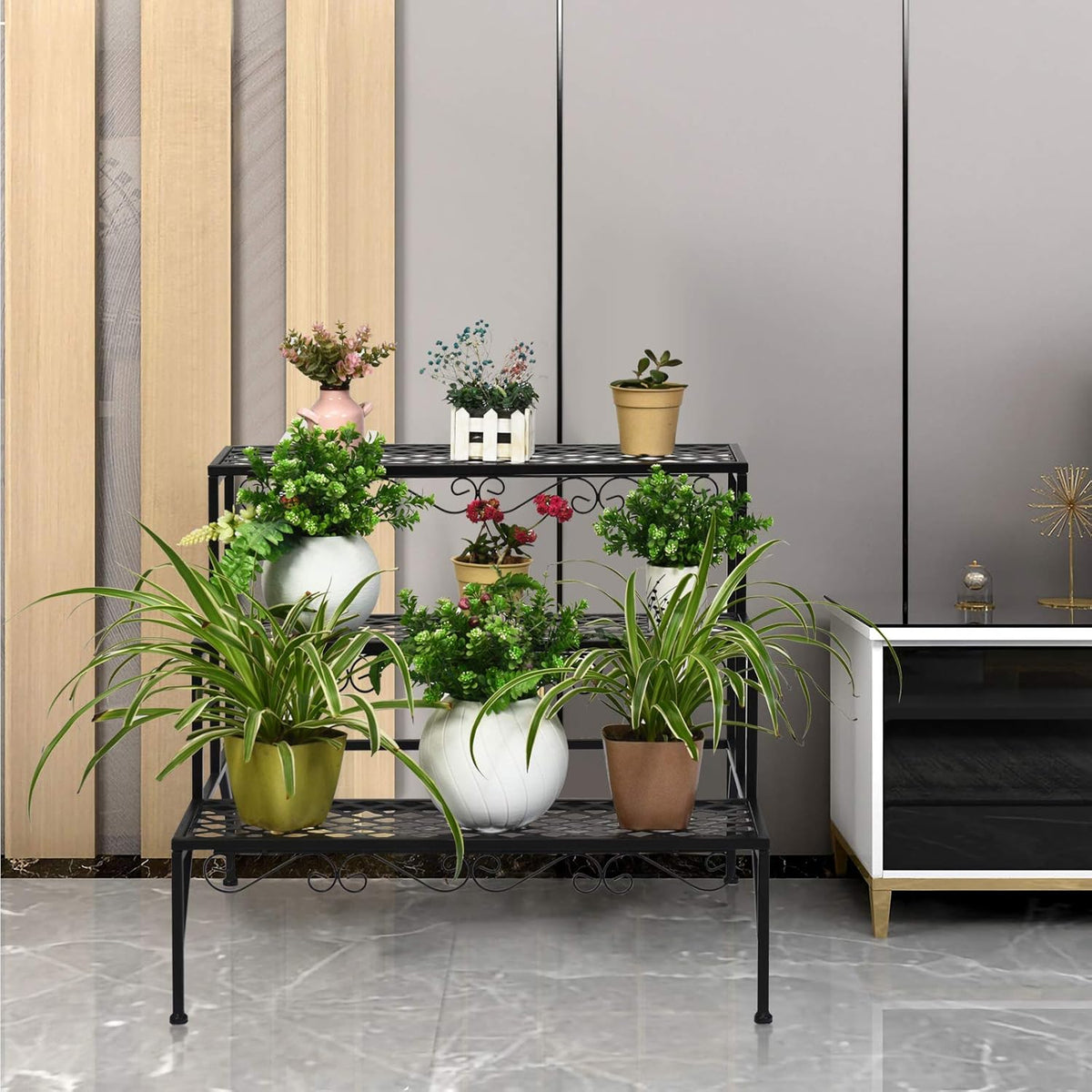 Giantex 3 Tiers Black Metal Plant Stand, Metal Plant Shelf Stands w/ 6-9 Flower Potted Capacity