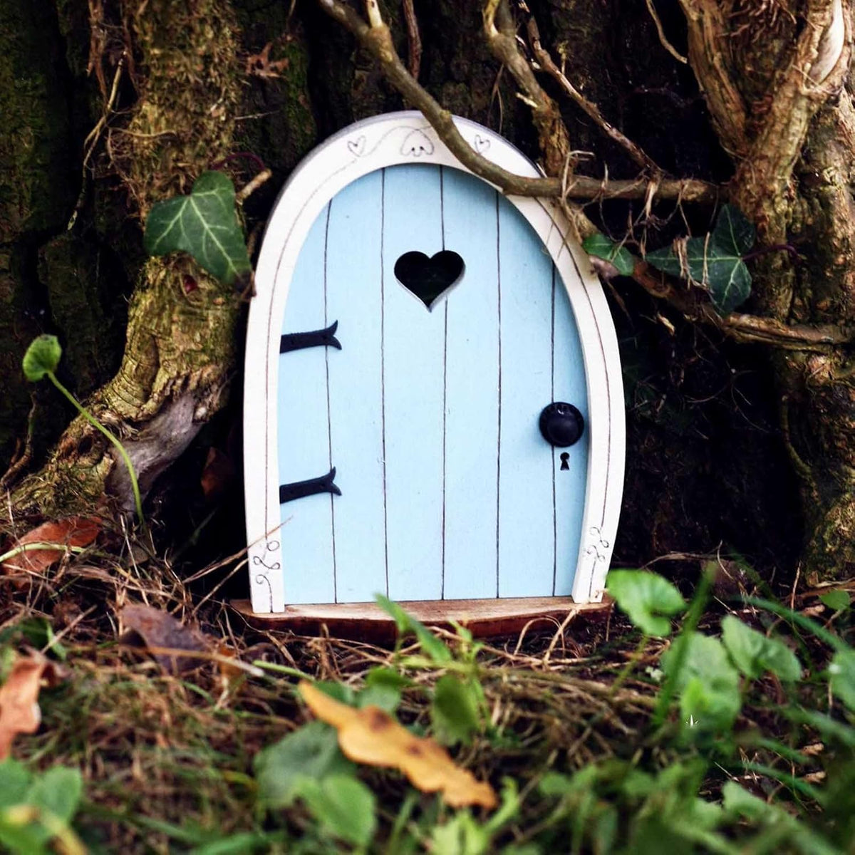 Whimsical Miniature Fairy Door - Handcrafted 3D Mini Woodland Portal Tree Accessory for DIY Garden