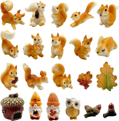 Miniature Squirrel Figurine, 21Pcs Mini Resin Squirrel Figures,Tiny Fall Forest Animals Figurines