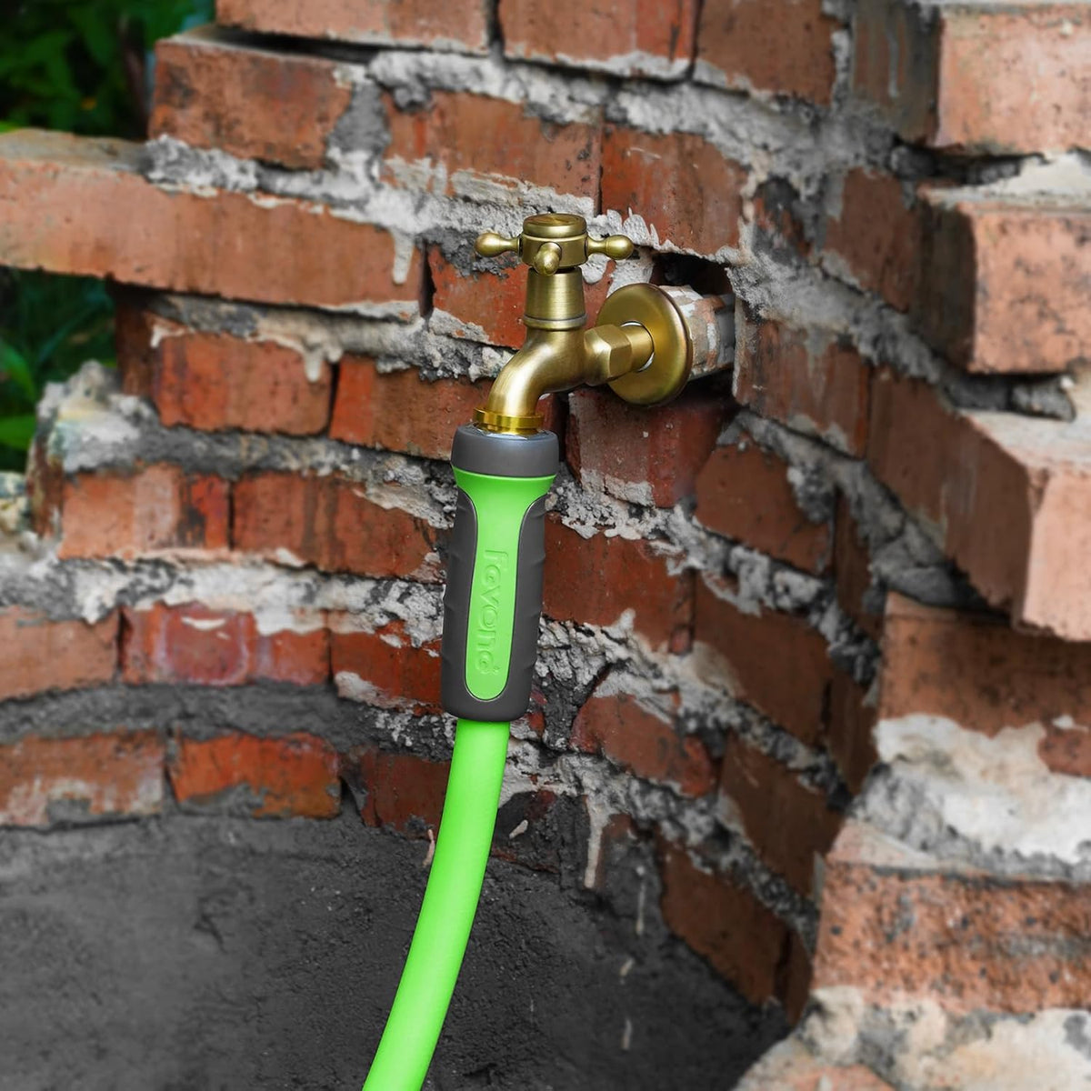 Fevone 55 ft x 5/8" Heavy Duty Garden Hose, Drinking Water Safe, Flexible & Kink-Free Hybrid
