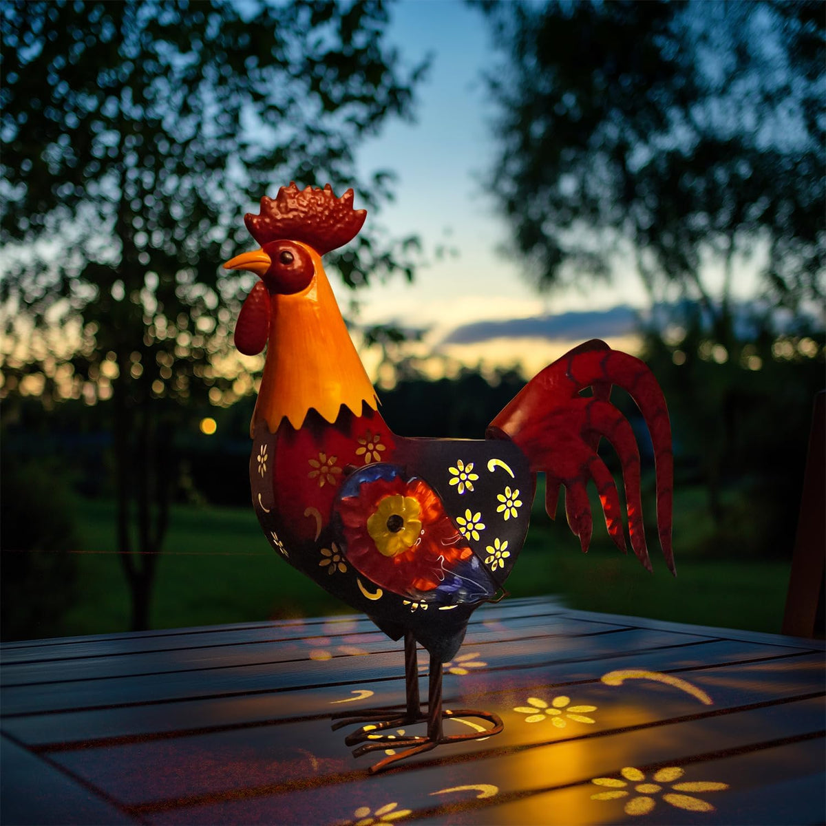 LIFFY Metal Chicken Yard Art,18" Solar Rooster Garden Statues Outdoor,Farm Animal Lawn Decorations