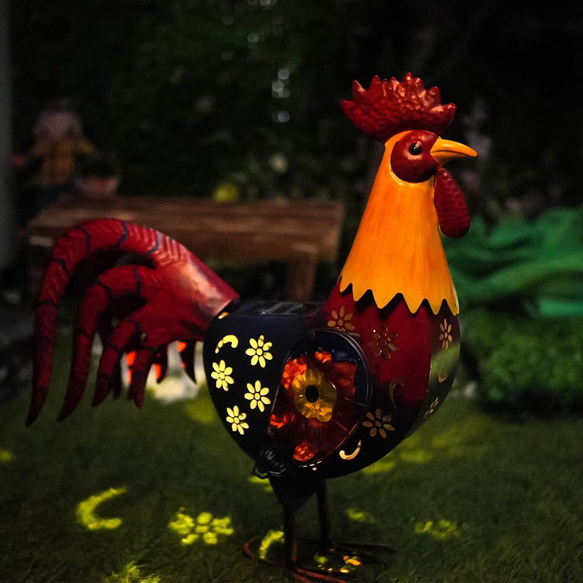 LIFFY Metal Chicken Yard Art,18" Solar Rooster Garden Statues Outdoor,Farm Animal Lawn Decorations
