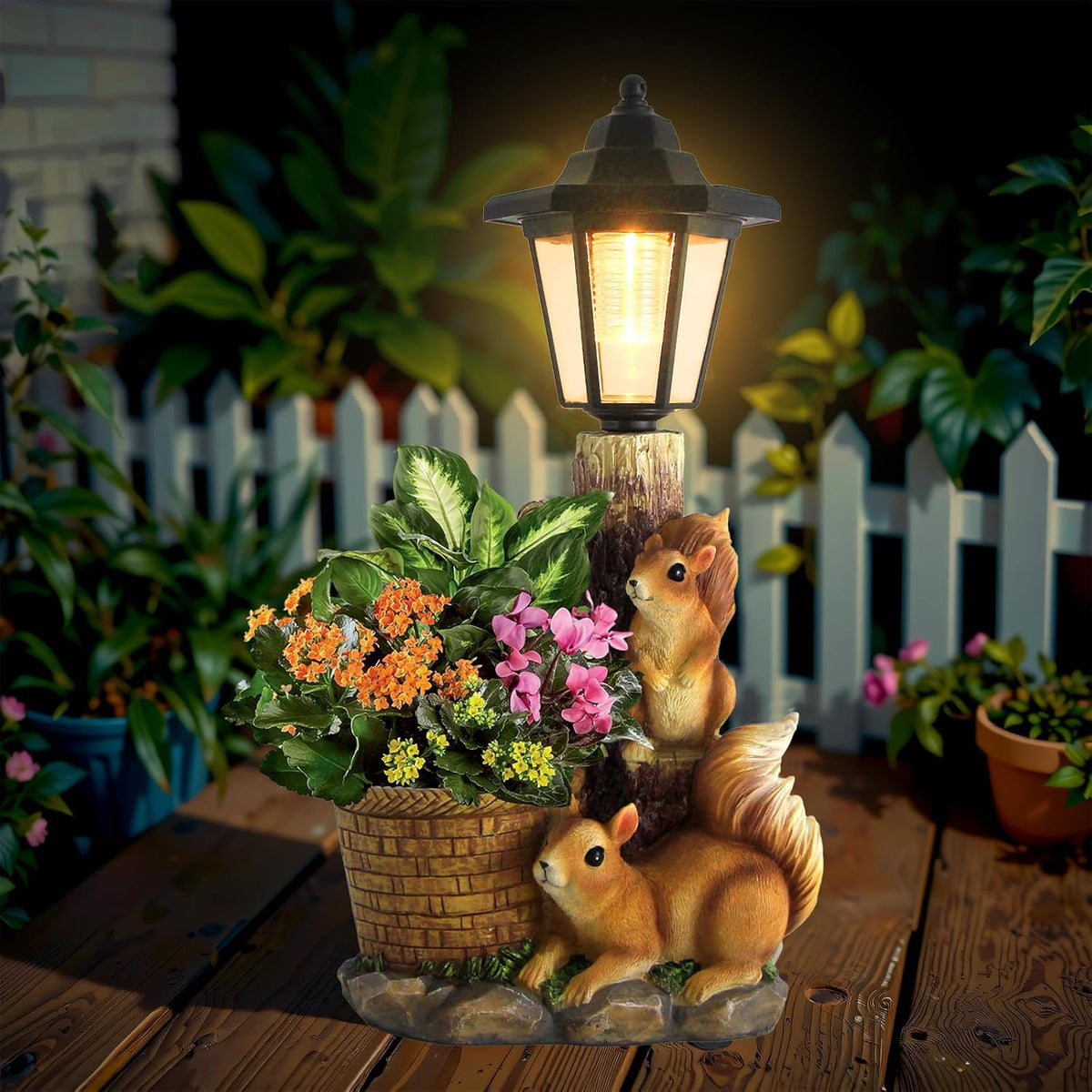 Solar Squirrels Outdoor Statues, Garden Sculptures with Flowerpot Decor & Solar Lantern for Yard