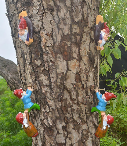 Outdoor Garden Gnome Climbing Rope Statue,Garden Gnomes Statue, Resin Garden Tree Hugger Outdoor
