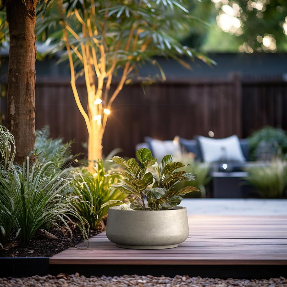 Kante 16.1" Dia Round Curvy Concrete Planter, Large Plant Pots with Drainage Hole and Rubber Plug