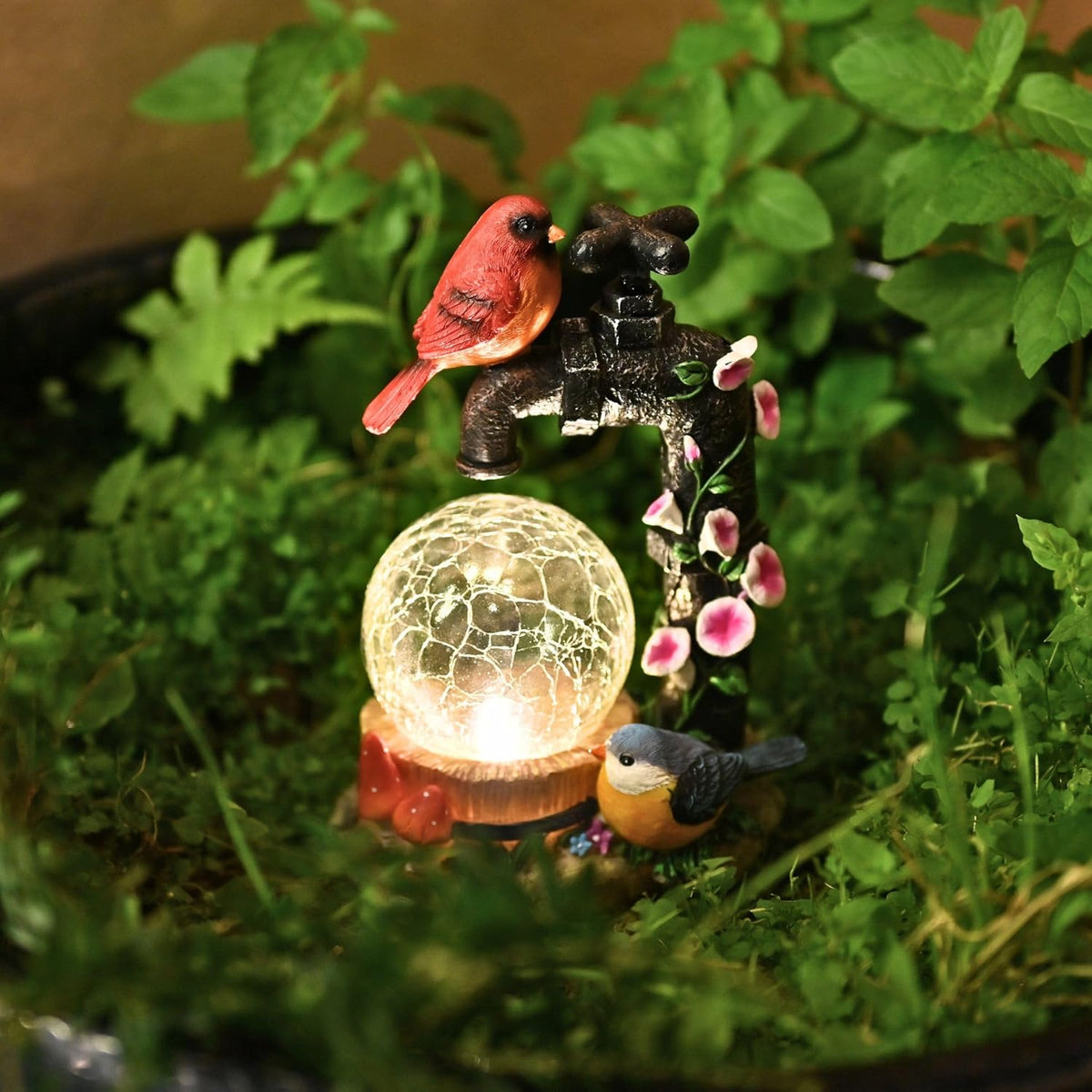 TERESA'S COLLECTIONS Garden Decor, Cardinal Garden Decor, Cute Cardinal and Faucet and Solar Light