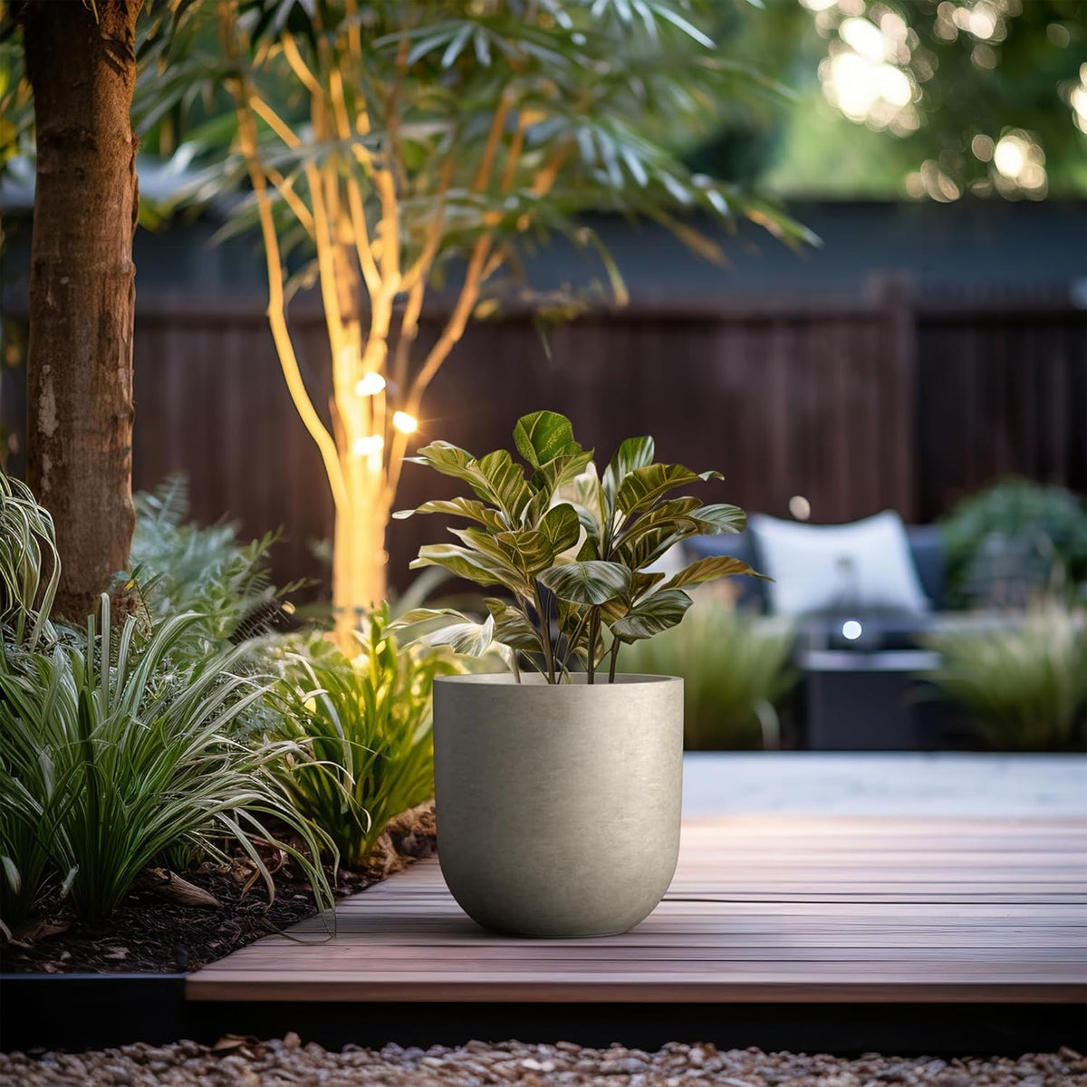 Kante 11.0" Round Concrete Planter, Large Cylinder Plant Pot with Curved Bottom and Drainage Hole