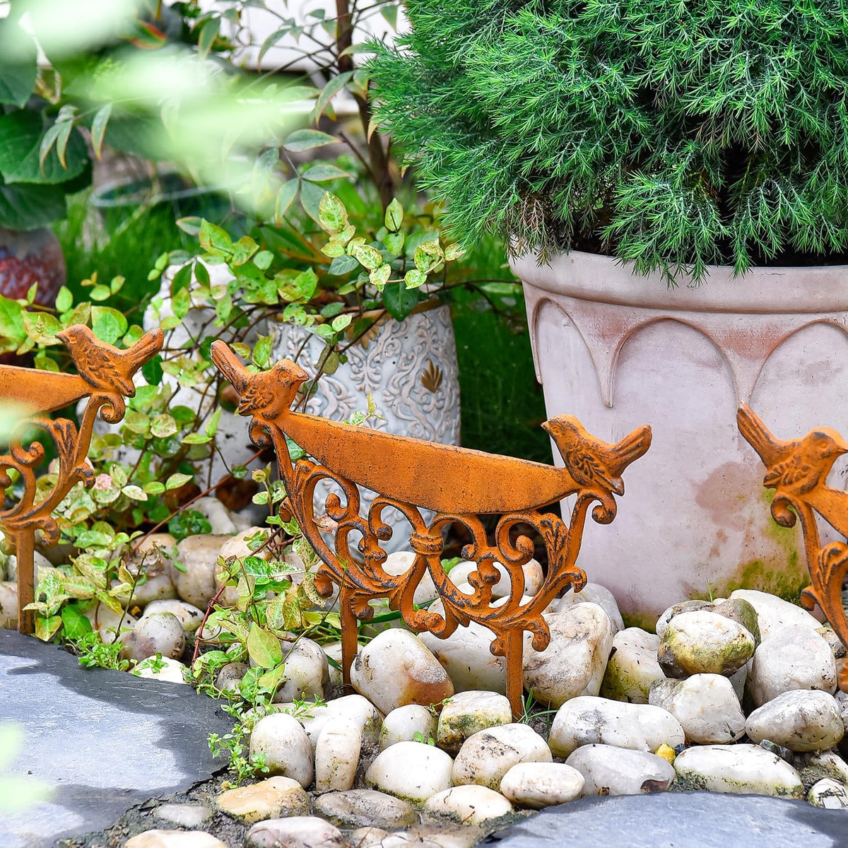 Sungmor Decorative Cast Iron Garden Edging Border, 4 Pack Rustic Brown Landscape Edging Low Picket