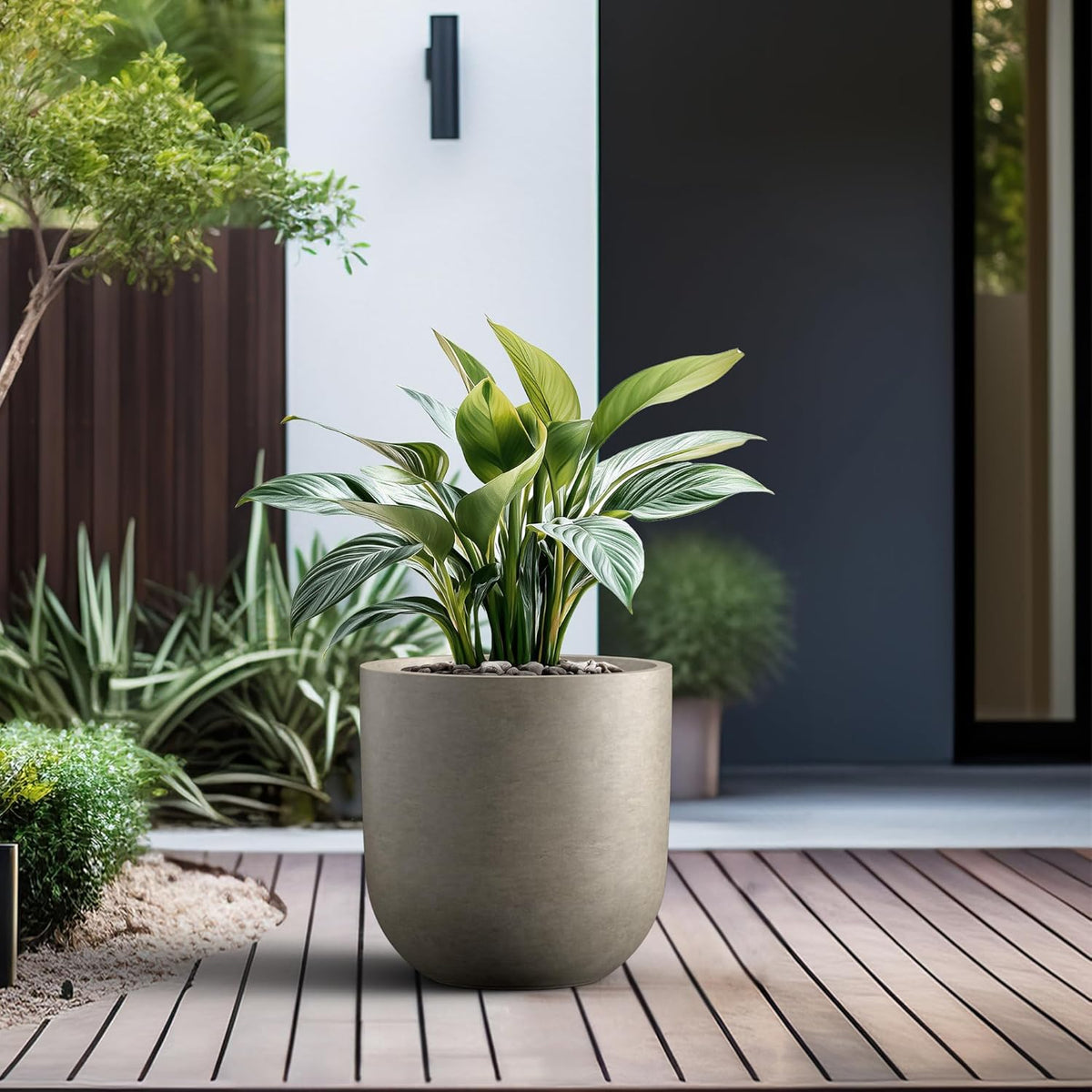 Kante 11.0" Round Concrete Planter, Large Cylinder Plant Pot with Curved Bottom and Drainage Hole
