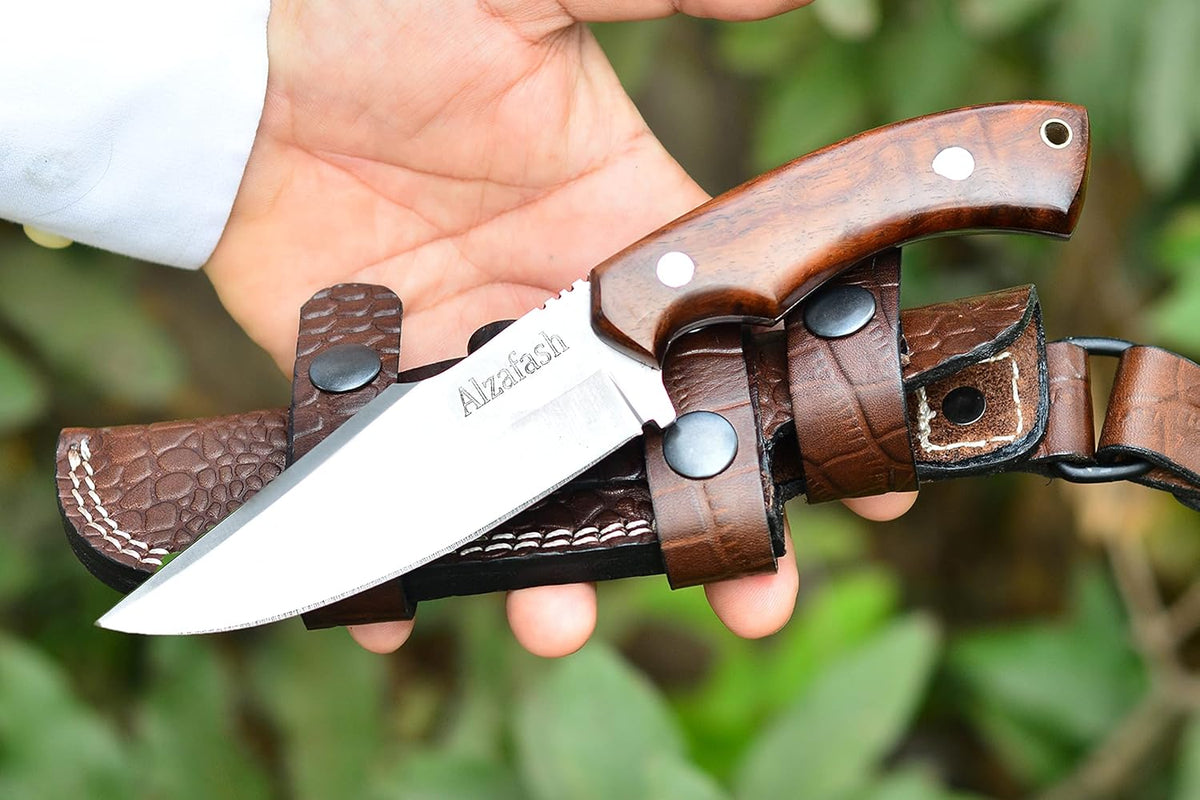 Bushcraft knife, Hunting Knife with Sheath, Belt Knife with Rosewood Handle, High Carbon Steel