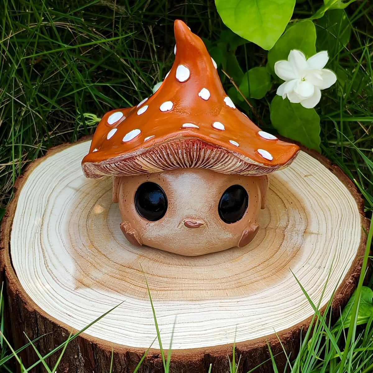 Whimsical Mushroom Garden Statue, Garden Mushrooms Outdoor Decor Gnome Garden Decor Fairy Garden