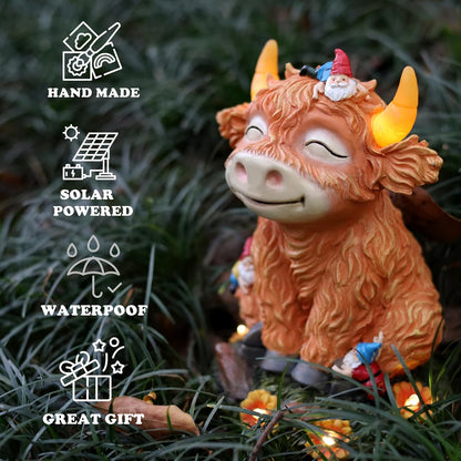 Solar Garden Statue Highland Cow Figurine with Funny Gnomes Garden Outdoor Decor for Yard Patio
