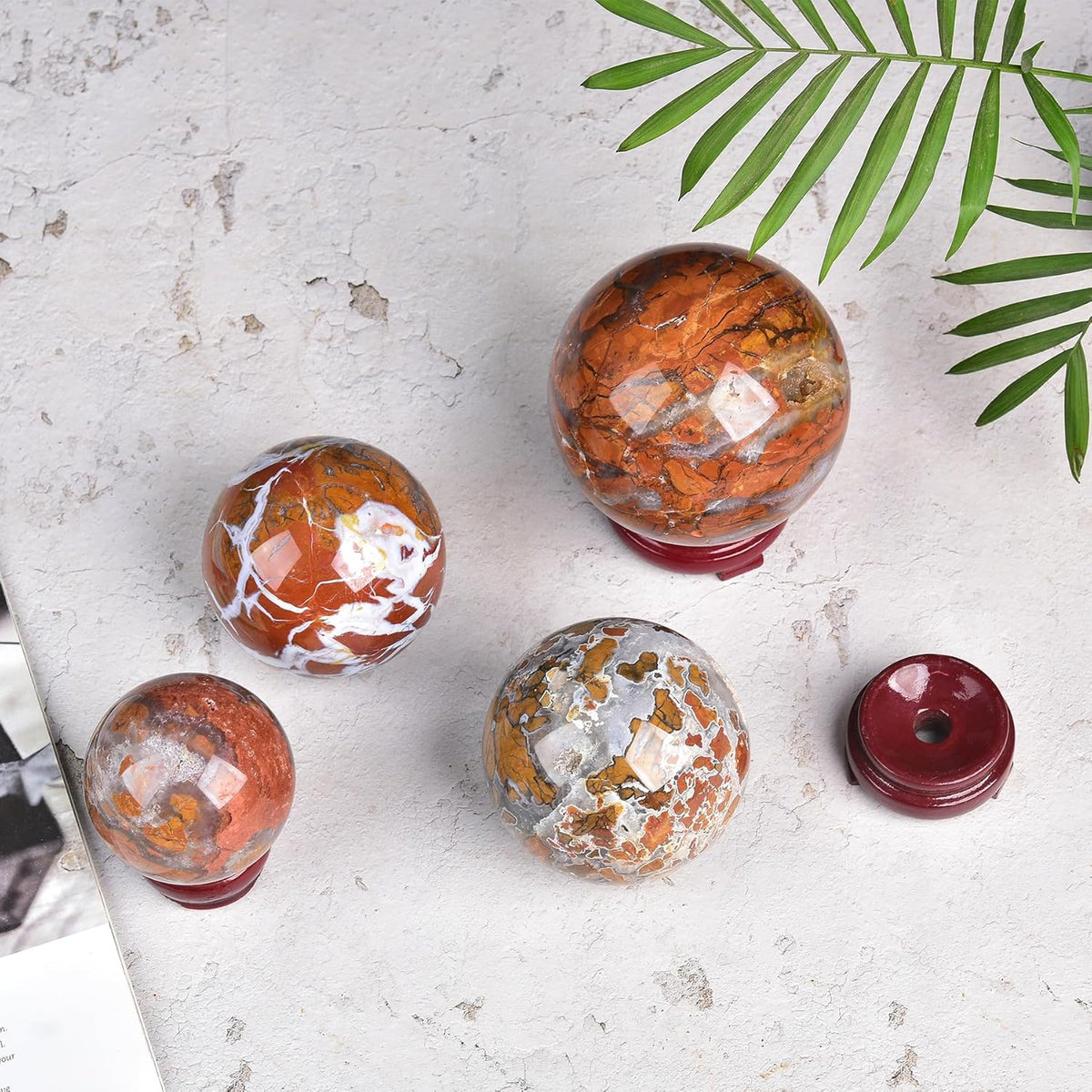 JIC Gem Natural Healing Crystal Sphere Ball Yellow Agate Crystal Decorative Ball with Display Stand