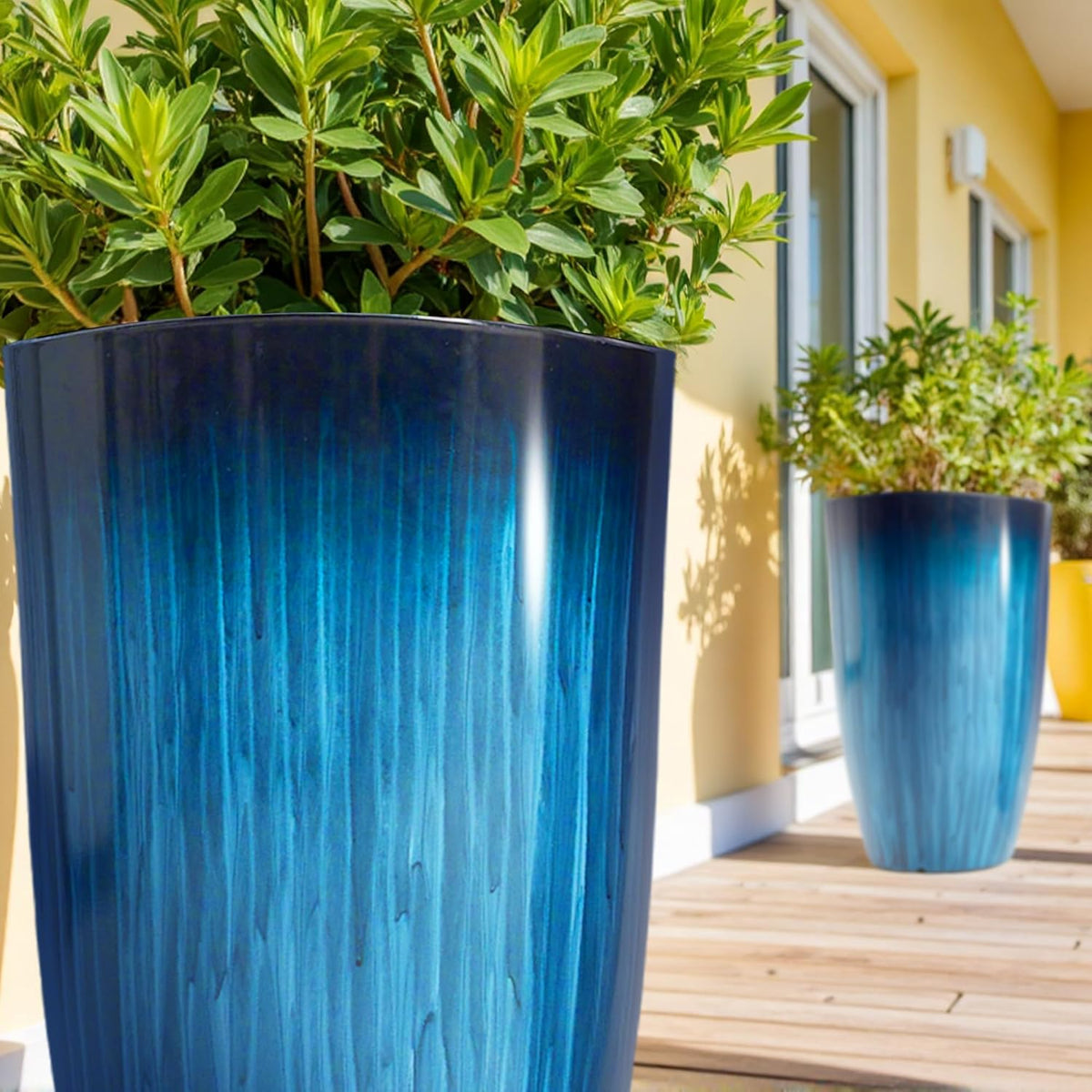 Worth Garden 23.5" Tall Plastic Planters Set of 2 with Drainage Holes, Gradient Blue Glossy Finish
