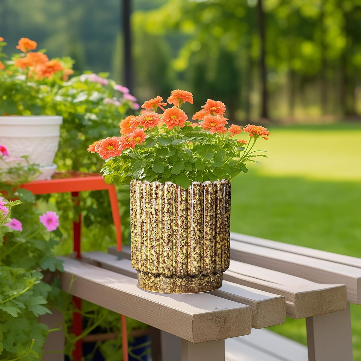 Ceramic Planter - 7.6 Inch Ceramic Plant Pots Indoor, Round Flower Pots with Drainage Hole, Fluted