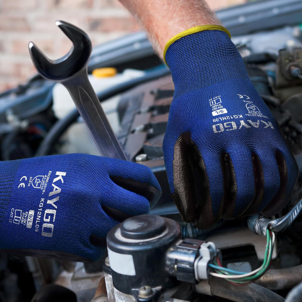 KAYGO Work Gloves Nitrile Coated, 12 Pairs KG12N，Seamless Knit, Protective Safety Work Gloves with