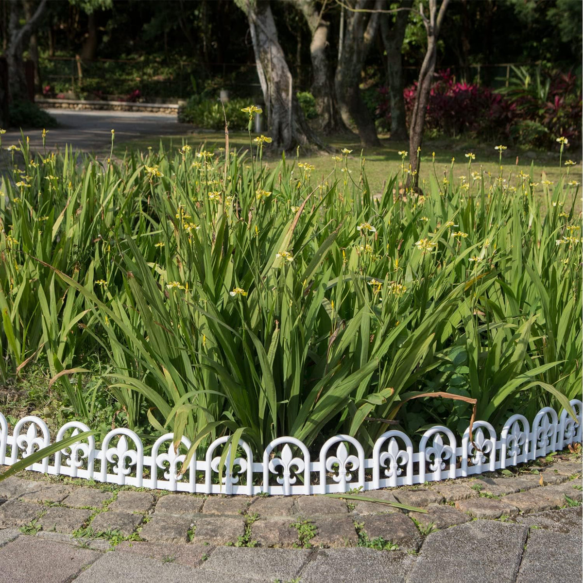 Evelyne White Garden Border Plastic Edging: Wrought Iron Design - 15pcs White Yard Landscaping