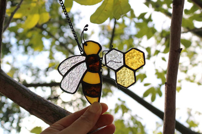Bee On Honeycomb Stained Glass Window Hangings, Bee Suncatcher Garden Bee Decor Bee Gift for Mom