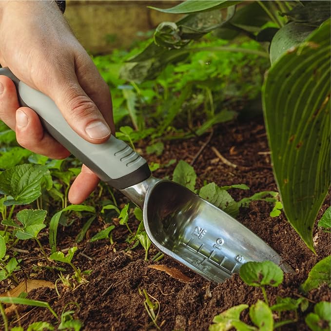 Woodland Tools Heavy Duty Garden Transplanter - Narrow Anodized Aluminum Hand Shovel with Depth