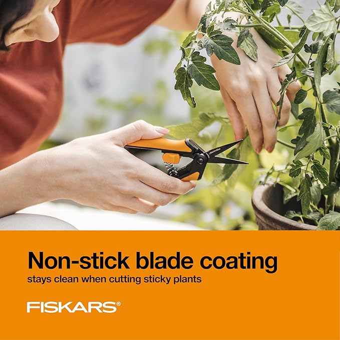 Fiskars Pruning Snips - 6" Garden Shears with Comfort Grip and Spring Action - Sharp and Precise