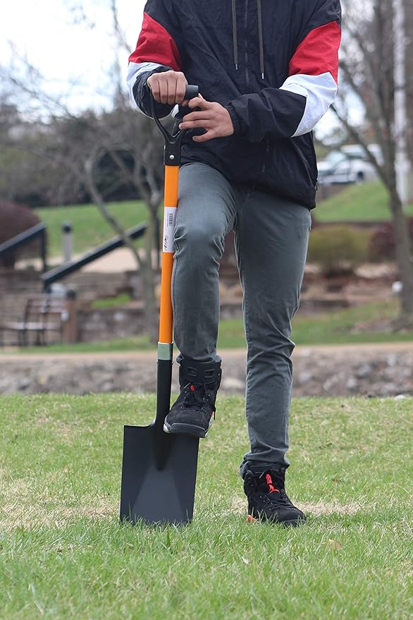 Ashman Spade Shovel (1 Pack) – 41 Inches Long D Handle Grip – The Single Shovel Weighs 2.2 Pounds